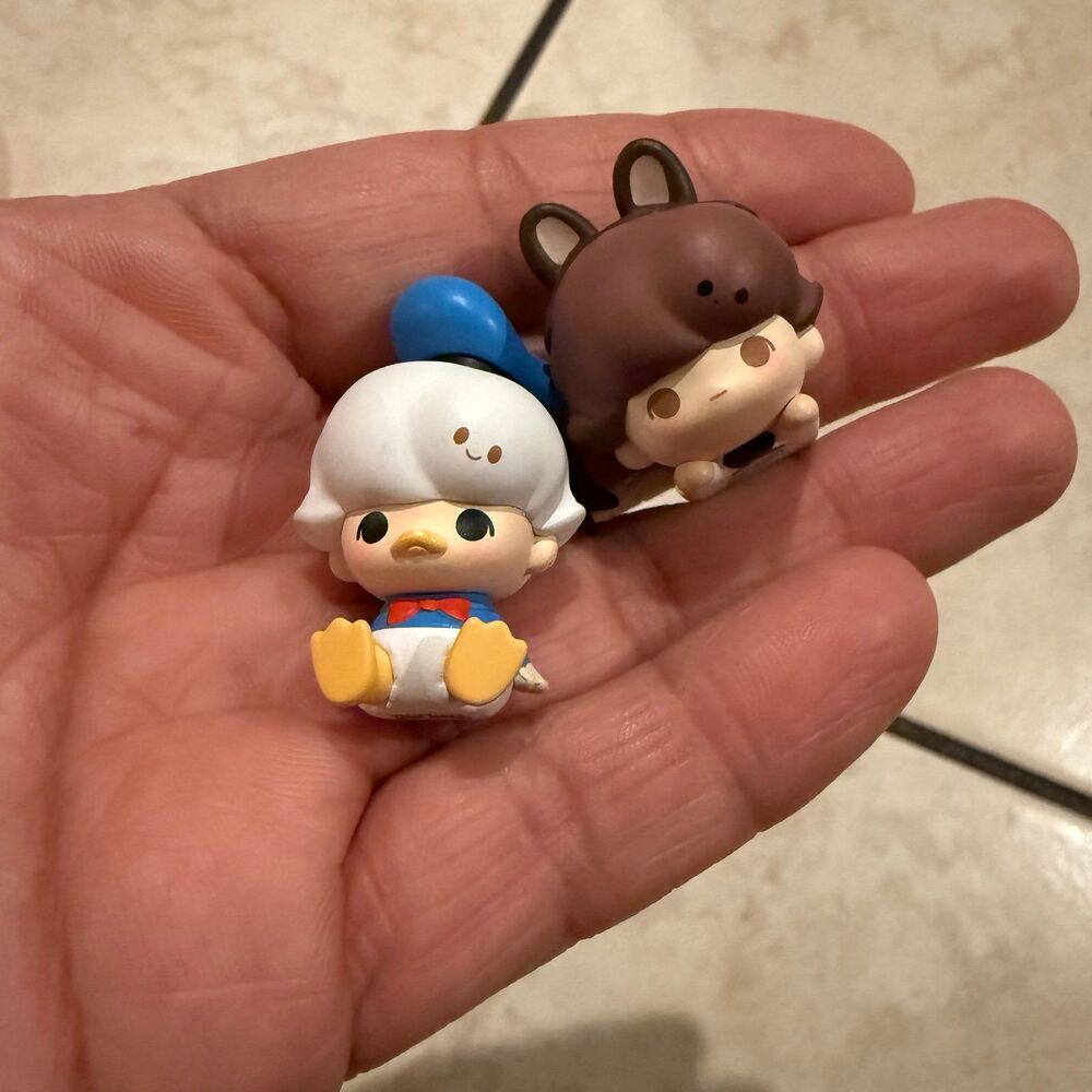 POP MART POP BEAN DIMOO WORLD x DISNEY Classic Series (2Pcs)